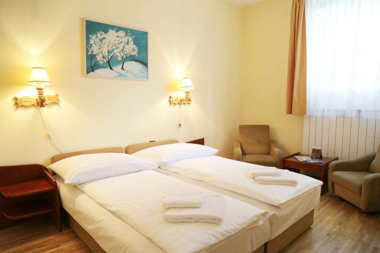 Hotel Bara Gellert Budapeszt Zewnętrze zdjęcie